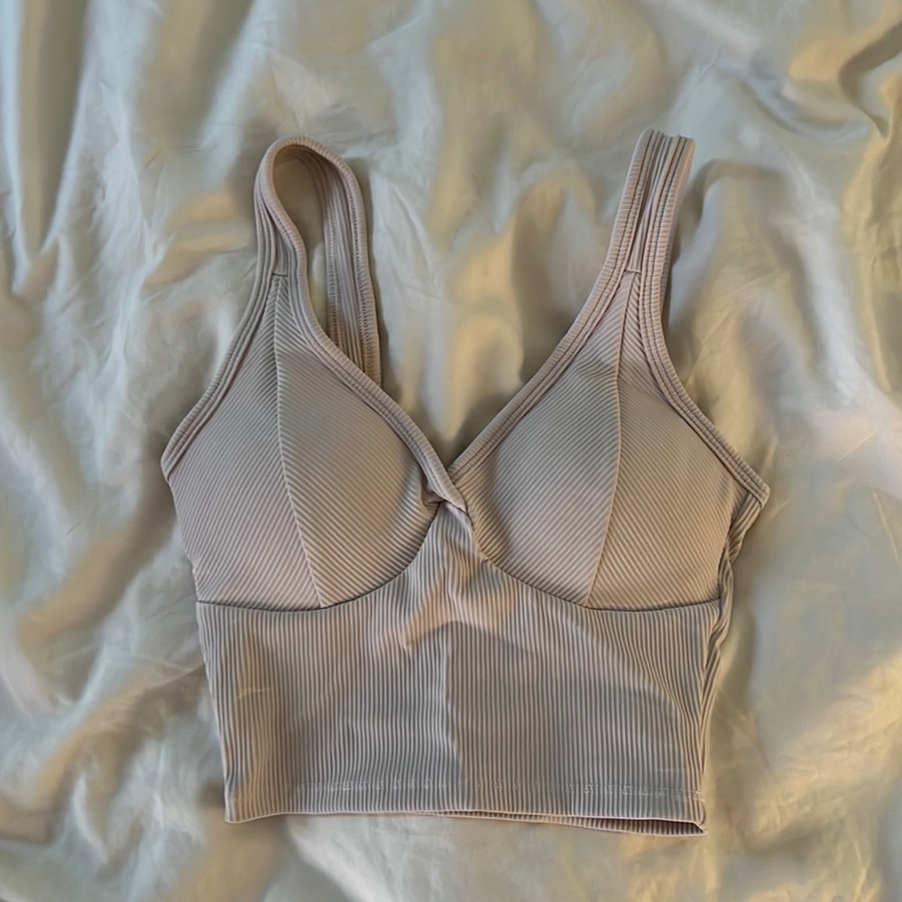 Halara sports bra